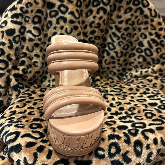 NIB Steve Madden - Picture 2 of 2